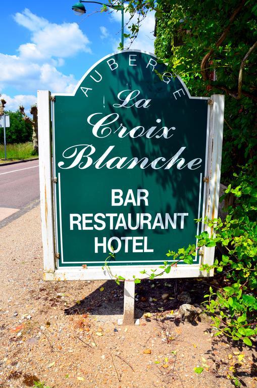 Auberge La Croix Blanche Combreux Luaran gambar